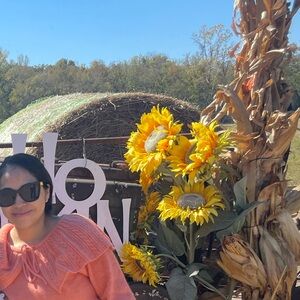 Meet your Posher, Lillian